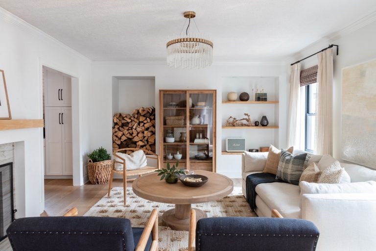 This Design Couple’s Cottage Is a Stunning Blend of Vintage and Modern